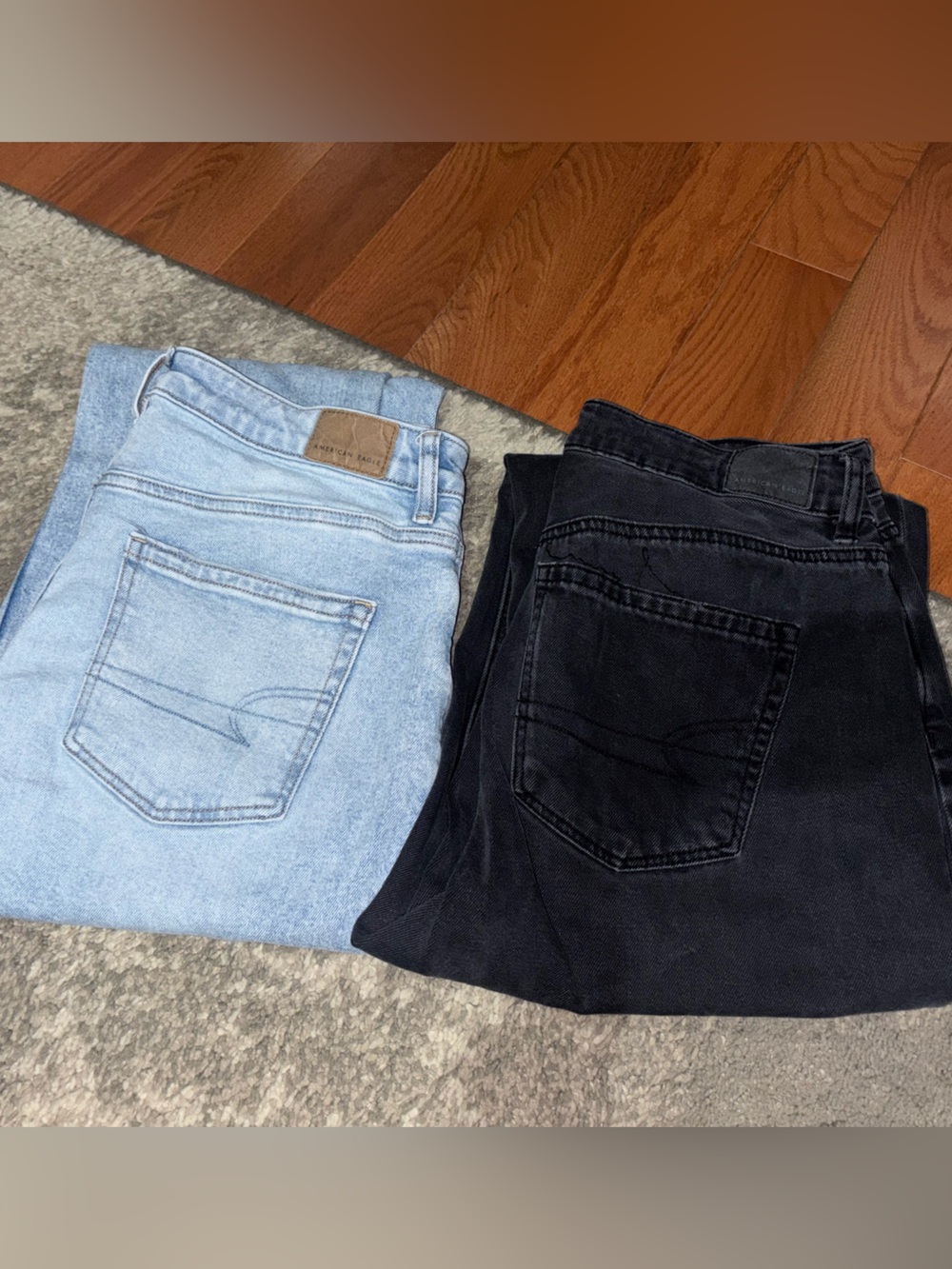 Bundle American Eagle Mom Jeans size 8